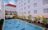 Swimming Pool 6 D'Senopati Malioboro Grand Hotel