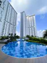 สระว่ายน้ำ 4 The Satu Stay - Apartement Serpong Green View