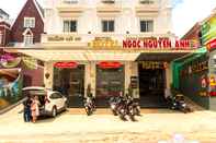 Bên ngoài Ngoc Nguyen Anh Hotel