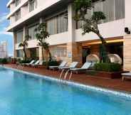 Swimming Pool 5 Vasa Hotel Surabaya