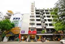 외관 TN Central Hotel