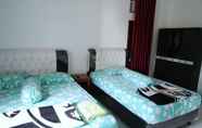 ห้องนอน 2 Twin Bed near Minangkabau International Airport (RBY)