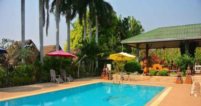 Swimming Pool Himawari Restaurant and Cottage