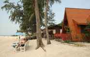 Others 4 FantaSea Bungalows