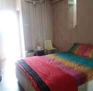 Bilik Tidur 5 Cozy Studio Room at Apartment Gunawangsa Menur (MIA)