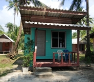 Exterior 3 Tiger Hut