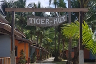 Lobby Tiger Hut