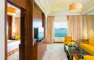 Ruang untuk Umum 5 Royal Halong Hotel 5 Star