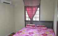 Bedroom 4 Z & R Homestay 1