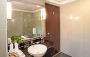 Phòng tắm bên trong 5 Royal Villas Hotel