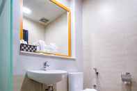 Toilet Kamar Nova Highlands Hotel