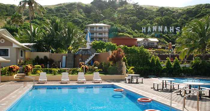 Kolam Renang Hannah's Beach Resort and Convention Center