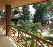 Lobby 3 Nataasan Beach Resort and Dive Center