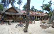 Bangunan 7 Orange Pearl Beach Resort