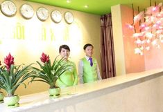 Sảnh chờ 2 Ngoi Nha Xanh Hotel