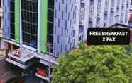 Bangunan 2 BiZ Hotel