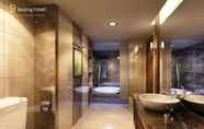 Toilet Kamar 7 Beijing Hotel