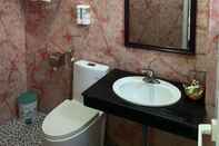 Toilet Kamar Asean Hotel