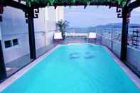 Swimming Pool Nice Swan Hotel Nha Trang