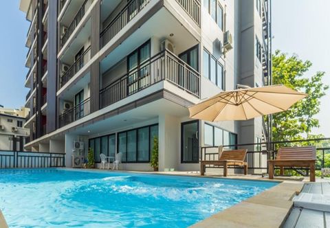 Swimming Pool Huay Kaew Palace 1