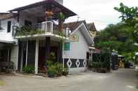 Exterior ADA Homestay