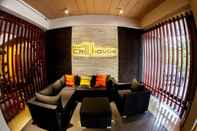 Lobi Euanjitt Chill House