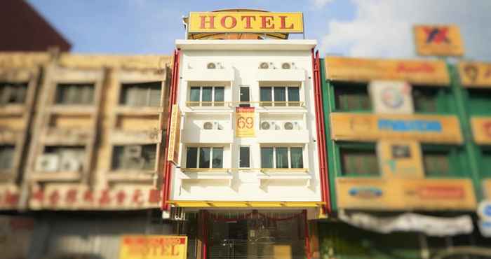 Bên ngoài Ipoh Road Hotel