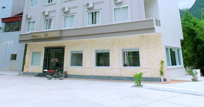 Bên ngoài Ngoc Bach Hotel