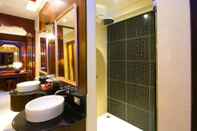 In-room Bathroom Mei Villa by Pawanthorn Samui Villa