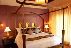 Bedroom 6 Ratchaphruek Villa by Pawanthorn Samui Villa