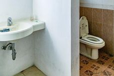 In-room Bathroom Villa Kusuma Agro Tahap IV/ 5