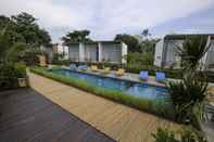 Swimming Pool LG Lemon Grass