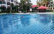 Kolam Renang 5 Palmeraie Beach Hotel