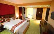 Kamar Tidur 3 Green Capital Hotel 1