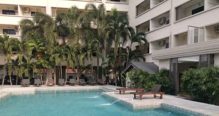 Swimming Pool The Zen Hotel Pattaya