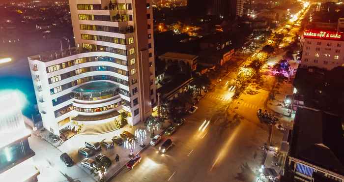 Bên ngoài Muong Thanh Vinh Hotel