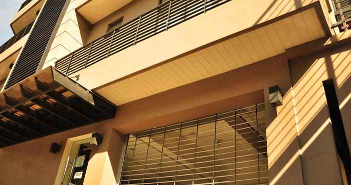 Exterior The Fort Budget Hotel - Bonifacio Global City