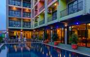 Hồ bơi 5 Stay Resort Pattaya