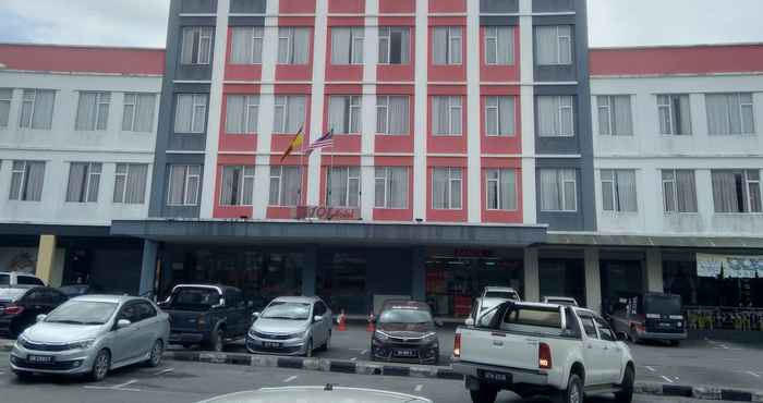 Bangunan Townhouse OAK 101 Hotel Bintulu