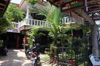 Exterior Mini Tiga Homestay