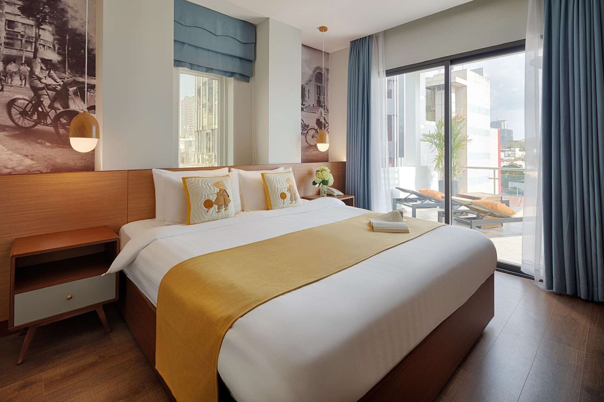 Little Saigon Boutique Hotel - Khách sạn giá rẻ Quận 1 gần chợ Bến Thành