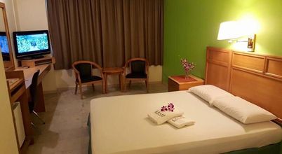 卧室 4 Bright Star Hotel