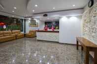 Lobi Grand Puri Saron Hotel Malioboro Yogyakarta