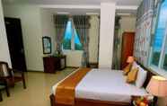 Kamar Tidur 5 Chau Loan Hotel