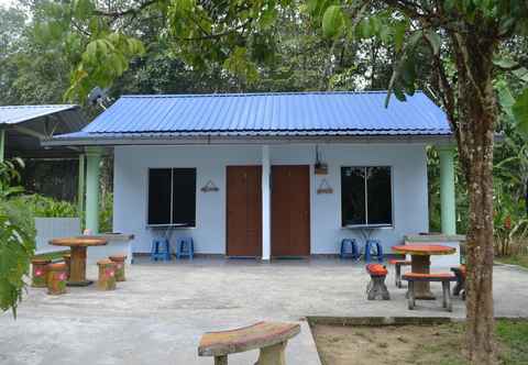 Exterior Kepayang Chalet & Camp Site