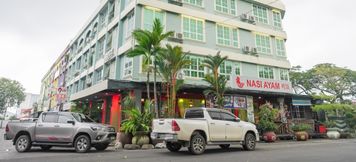 Exterior 3 900 Inn