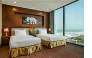 Kamar Tidur 3 Yarra Ocean Suites Danang