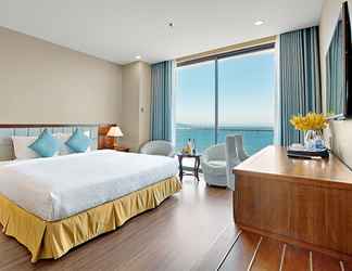 Phòng ngủ 2 Yarra Ocean Suites Danang