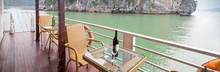 Sảnh chờ Golden Bay Classic Cruise 1