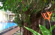 Kolam Renang 2 Rang Garden Hill Side Resort